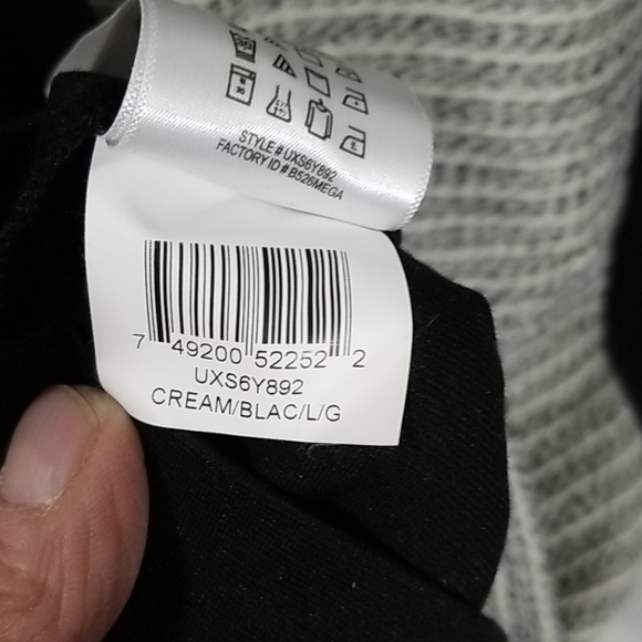 BCBGeneration Backless Dress. - Picture 8 of 9